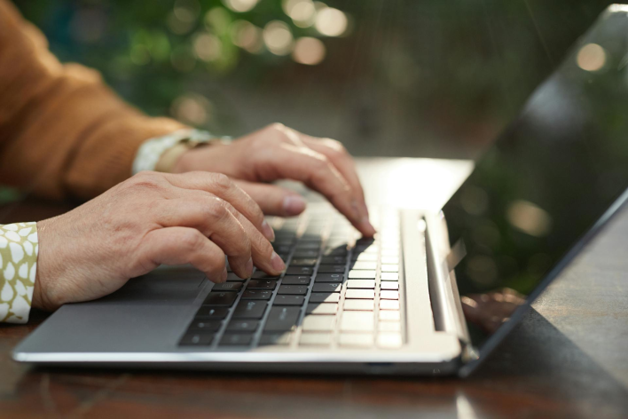 AIはGoogleフォームを作成できるのか？