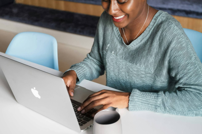 Chatbot best practices: 7 regeln für die erstellung eines hervorragenden chatbots