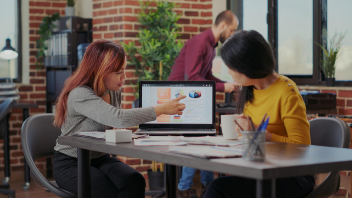Top 20 AI marketing tools to transform strategy in 2025