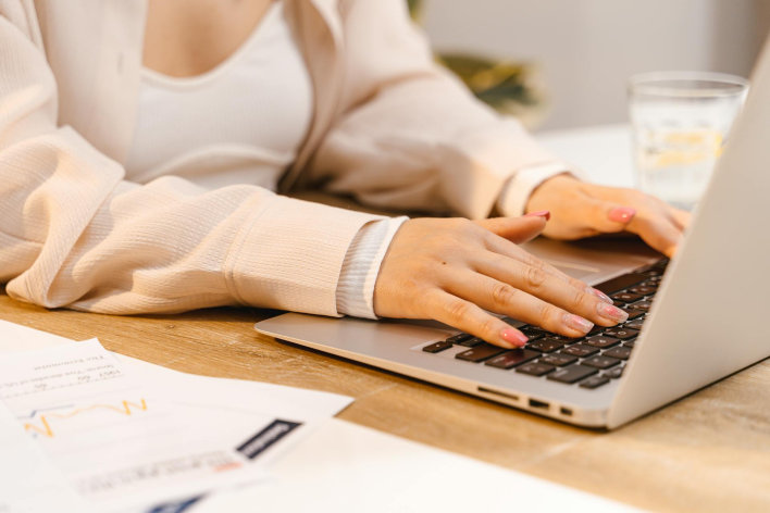 What to do when an access token expires in Salesforce