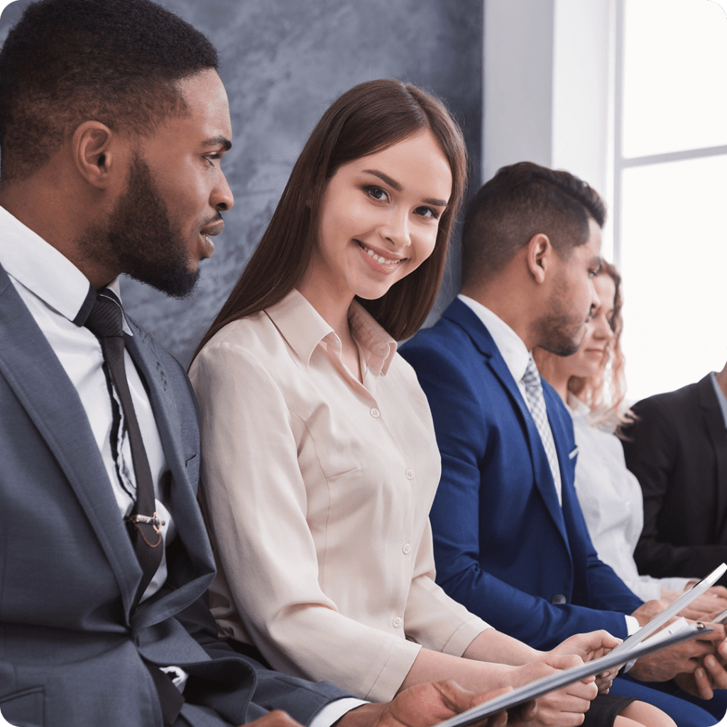 Who benefits from the AI Sentence Rewriter?