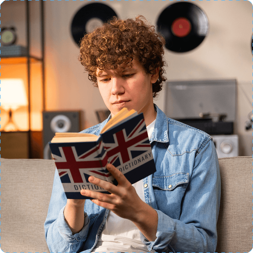 Who benefits from the AI Store Builder?