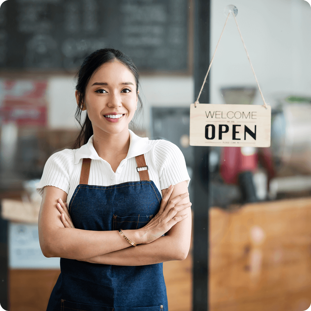 Who benefits from the AI Store Builder?